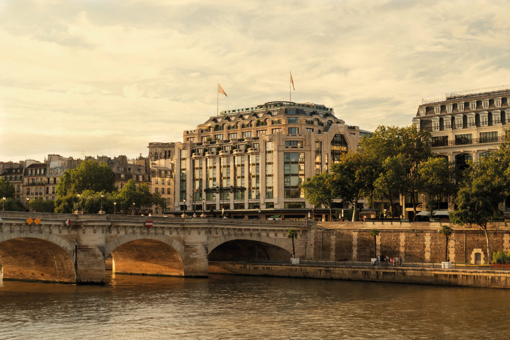 Cheval Blanc Paris - Exterior Landscape