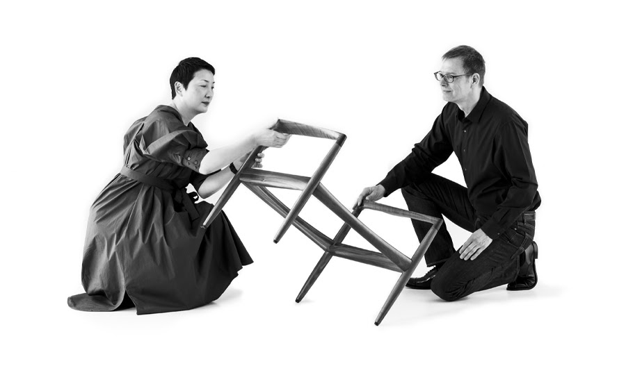 Dua designer Kyoko Inoda dan Nils Sveje.
